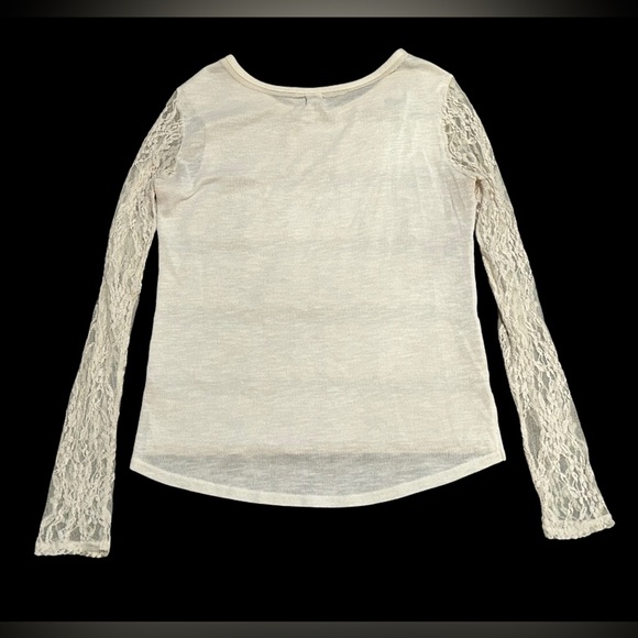 MISS ME LACE AND SPAKLE TOP - Picture 4 of 7